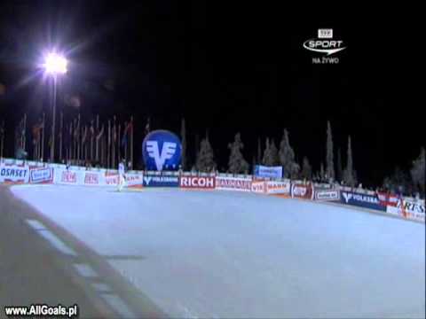 Trening-Kuusamo 27.11.2010.r - Skok Klemensa Murańki