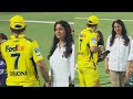 Juhi Chawla Fell In Love With MS Dhoni And Take Pictures With Him When He Hit Six In Last Over