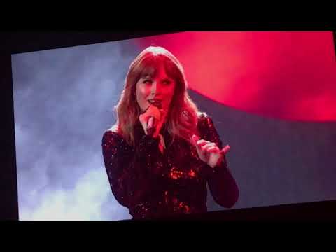 Taylor Swift at AMAS 2018 Live FULL PERFORMANCE