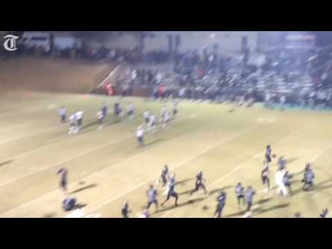 Blessed Trinity field goal attempt slides wide right