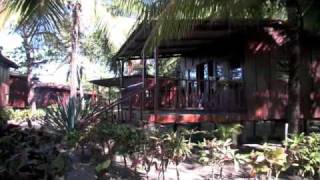 preview picture of video 'Overview of Redwood Beach Resort, Mechapa, Nicaragua'