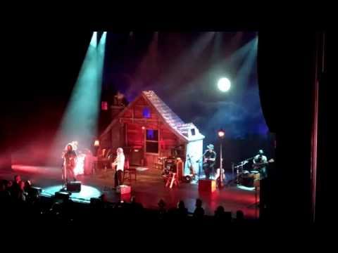 Yusuf/Cat Stevens plays Wild World (with Chris Cornell) at The Pantages in Hollywood 10/6/16