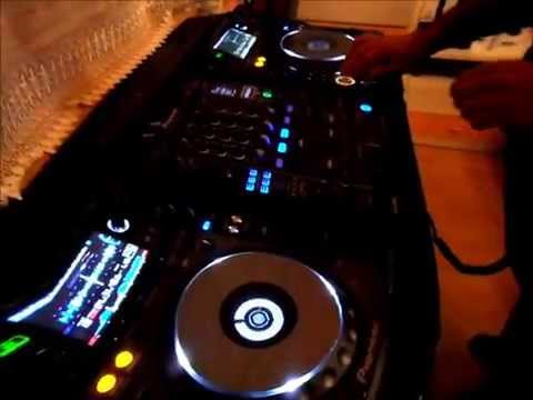 Pioneer Cdj 2000 Nexus & Pioneer Djm 900 srt (Salvatore Zappala House Mix Tape 2014)