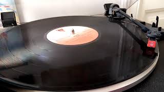 ACCEPT - Lady Lou - (Accept - 1979)