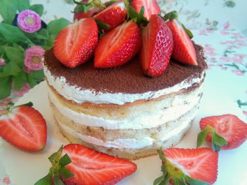 einfache Tiramisutorte - mit Mascarponecreme. Erdbeertorte.