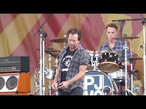 Pearl Jam - Sirens (Jazz Fest 04.23.16) HD