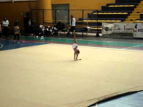 serie C: Attitude Irene Spalliera clavette