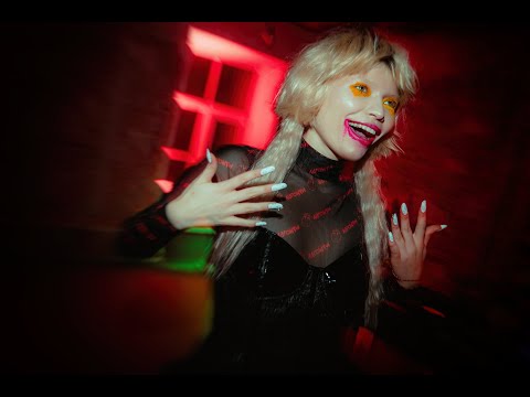 Модный показ. МАМКУПИ x Ольга Чернощекова