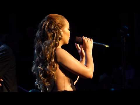 Rebecca Ferguson 'Amazing Grace' @ Royal Albert Hall 04.06.14 HD