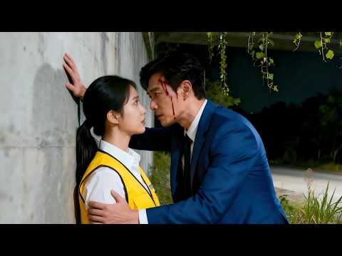 為救奶奶簽假婚協議，灰姑娘嫁陌生男人，誰知他是隱藏總裁！相處後才知道我是他苦尋3年的恩人！ #Shortplay #drama #chinese short drama eng sub