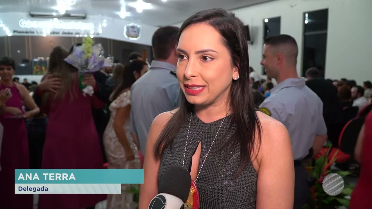 EM NOITE DE HOMENAGENS, CÂMARA DE VEREADORES ENTREGA MOÇÃO DE APLAUSOS A PESSOAS E ENTIDADES