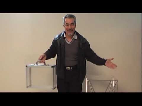 Glassy Briefcase démo