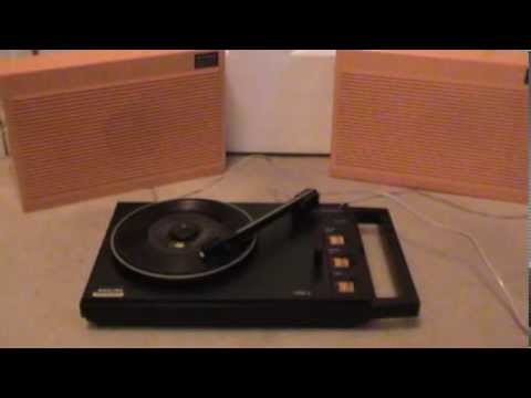 VINTAGE PHILIPS STEREO 200 RECORD PLAYER.