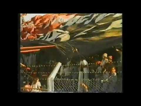 "Hinchada Sabalera / Nacional B 1994/95 / Telon Agrupación Luz y Fuerza" Barra: Los de Siempre &bull; Club: Colón