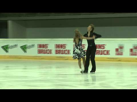 4 V. SINITSINA / R. ZHIGANSHIN (RUS) - ISU JGP Austria 2011 Junior Ice Dance Short Dance