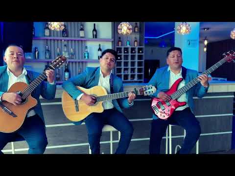 Me Estoy Enamorando-Nova Trío