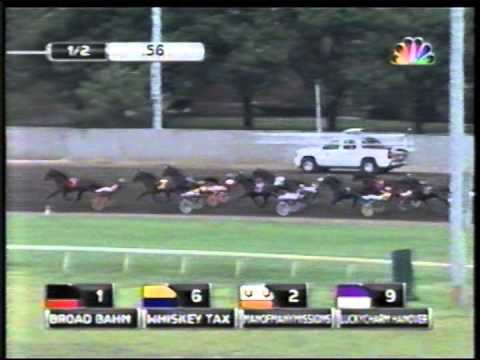 Horse Racing Harness   Hambletonian 2011 Broad Bohn