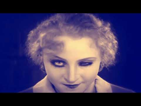 Metropolis || Fritz Lang: Maria´s Transformation Scenes w/soundtrack by Queen - Bohemian Rhapsody |