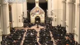 preview picture of video 'Capodanno francescano 2014-2015 ad Assisi: catechesi in Basilica'