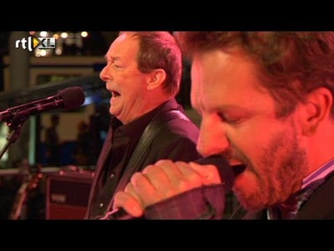 Thé Lau en Tom Barman - Open - RTL LATE NIGHT