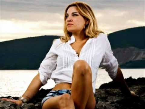 Nina Petkovic-Talas i brod(Acoustic)