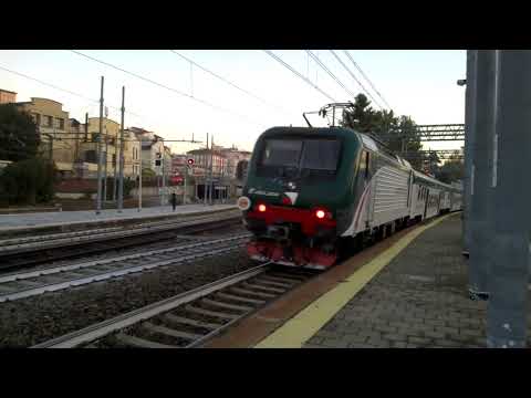 E464 304 Trenord+8 piano ribassato XMPR e Trenord - Monza 12/10/2016