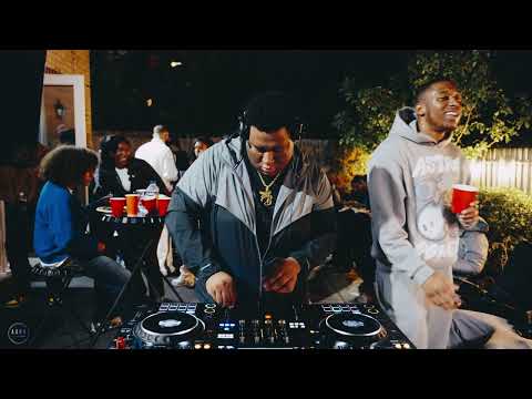 Aura In Motion and Beezo Beehive ldn