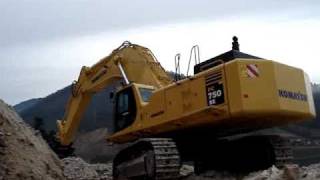 preview picture of video 'KOMATSU PC750 6 SILICES'