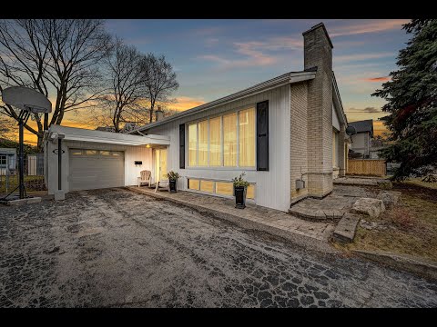 53 Rossburn Drive, Etobicoke