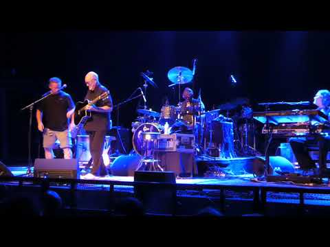 Dave Mason "Can't Find My Way Home, We Just Disagree  " Live @College St. Music Hall, CT 08/20/19