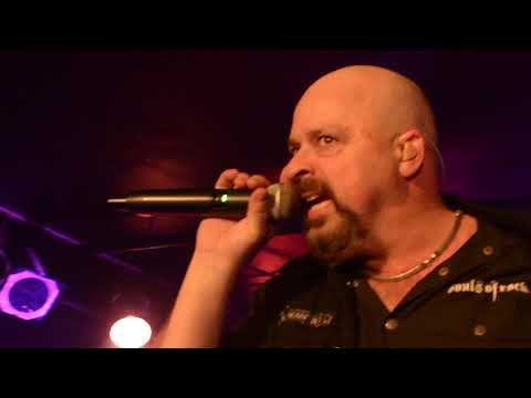 The Three Tremors (Hell Destroyer) featuring Sean Peck 2019