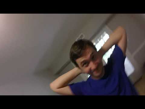 The Crazy Dancing Beard Man! - Slash Guitar Battle [EPILEPSY WARNING]