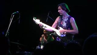 Lætitia Sadier Source Ensemble performing Find Me the Pulse of the Universe