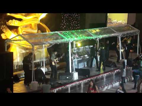 Nortec Collective-Rokefeller Center-Radio Borderland(live) "Revealing Mexico"