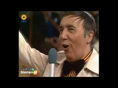 Zangeres zonder Naam en Johnny Hoes - De pompbediende - Op Volle Toeren