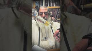 שבת שלום לכל  עמנו בית ישראל ❤️פרשת השבוע –  בא.כניסת השבת  16:43 (הרב שלום סבג) - התמונה מוצגת ישירות מתוך אתר האינטרנט יוטיוב. זכויות היוצרים בתמונה שייכות ליוצרה. קישור קרדיט למקור התוכן נמצא בתוך דף הסרטון