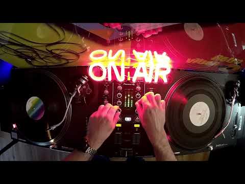 HouseMisja #03 - JUSTiN 100% VINYLove retro vibes house music