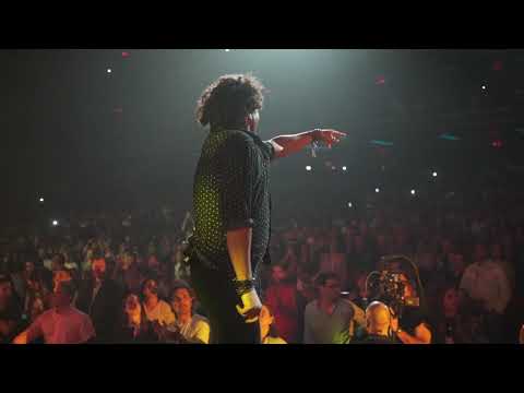 download lagu mp3 mp4 Carlos Vives Radio City, download lagu Carlos Vives Radio City gratis, unduh video klip Carlos Vives Radio City