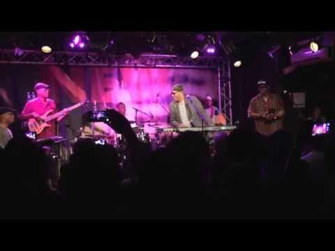 Roy Ayers - Everybody loves the sunshine @New Morning Paris aug 2016