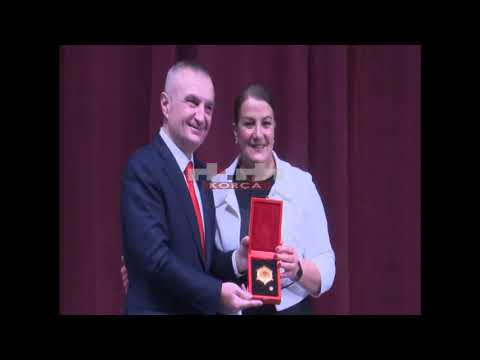 Presidenti Meta dekoron kolosët e sportit korçar