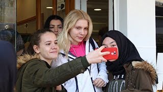 Aleyna Tilki'den akraba ziyareti