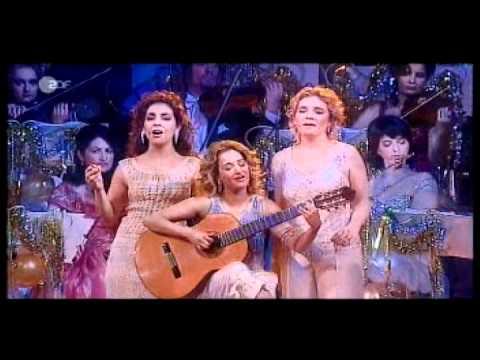 André Rieu, Carla Maffioletti, Carmen Monarcha and Susan Erens -Manhã de carnaval