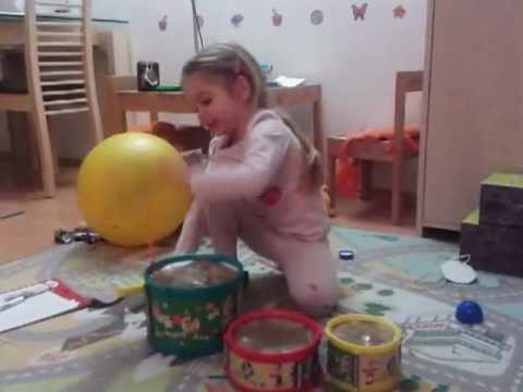 Stromeček - od Visací zámek v podání Sáry