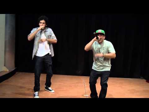 Sin Permiso. 15.  Fito C. Intro