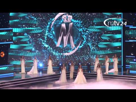 Miss Polski 2016 r. Magdalena Bieńkowska przekazała koronę Paulinie Maziarz.