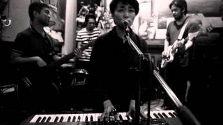 Up Dharma Down - One on One (Hall and Oates cover - Live @ Handuraw)