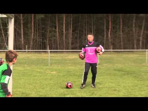Kids for Champions Fußballcamp mit Interview Frank Elser