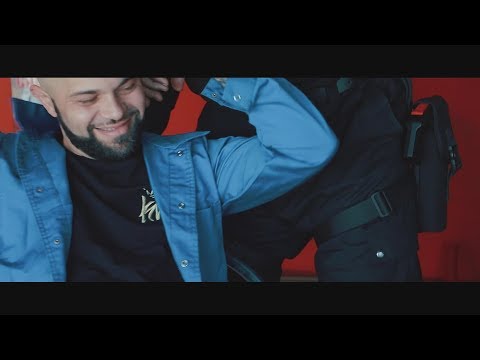 Nino Escobar FEAT Meda Ashameda-Hot de meserie
