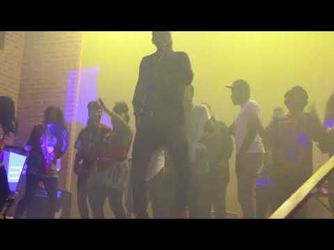 NIki Tall performing When Jesus says yes