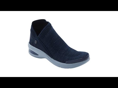 Bzees Romance Engineered Knit PullOn Bootie